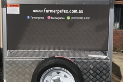 trailer1