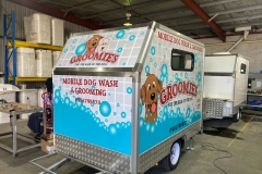 Groomies-1
