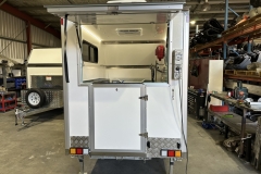 XL-Dog-Wash-Trailer-44